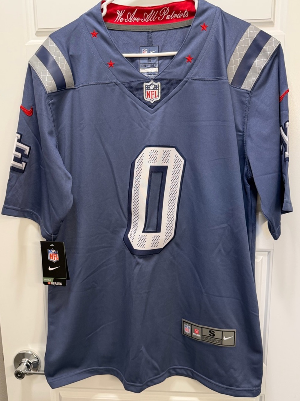 NFL On Field Patriots Gonzalez #0 Jersey Men’s Small New With Tags